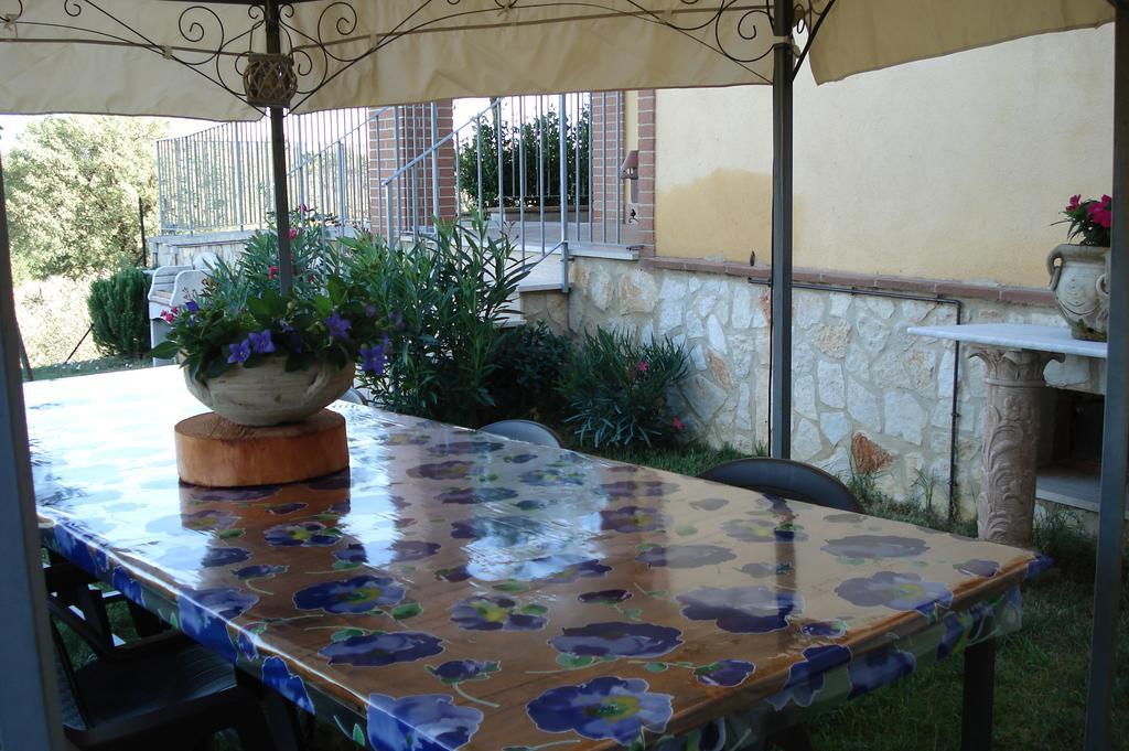 Casa La Pineta Villa Pievescola Bagian luar foto